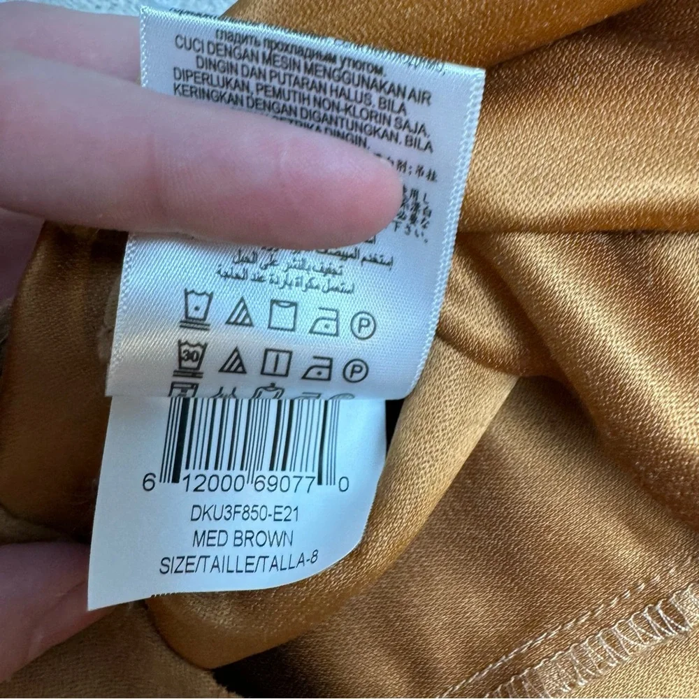 BCBGeneration faux suede A line seamed cognac/tan mini skirt size 8 - Picture 9 of 10